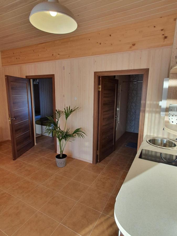 Sila terases Aparthotel Madona Luaran gambar