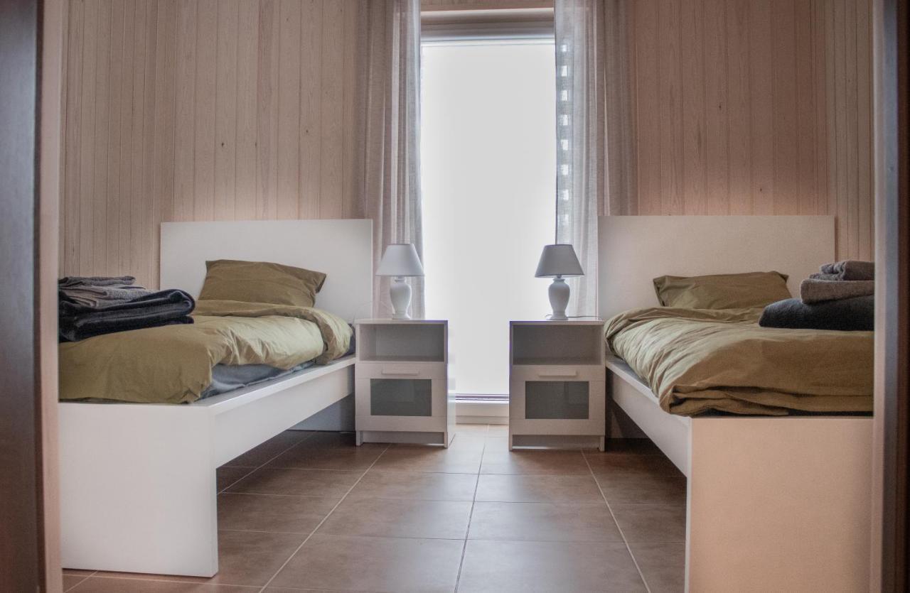 Sila terases Aparthotel Madona Luaran gambar