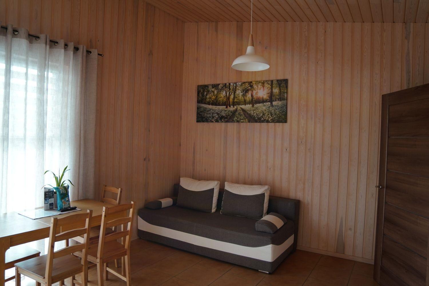 Sila terases Aparthotel Madona Bilik gambar